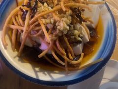 -霄汉牛三鲜湖北砂锅菜(万松园2店)