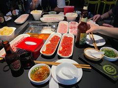 番茄锅底-海底捞火锅智慧餐厅(中骏世界城店)