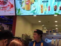 -DQ·蛋糕·冰淇淋(周浦万达店)