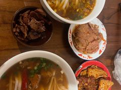 -矮子粉店1985·长沙米粉(湘春路店)