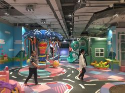 -利奥梦幻主题乐园(爱琴海购物公园店)