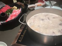 -捞王锅物料理(上海世茂广场店)