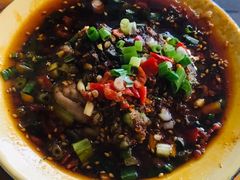 -拈签一笑黄牛肉辣卤串串