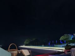 -瑰丽酒店·海吧·天际下午茶·现场DJ·天台酒吧