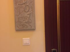 -屋顶顶城市·江景酒店-客房部