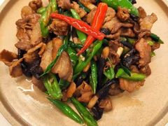 黑鸡枞菌炒肉-渔语鱼酸菜鱼新川菜(来福士店)