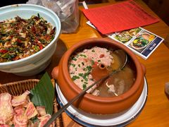 -老滇山寨•云南特色菜•地方菜•民族风情歌舞表演(金碧店)