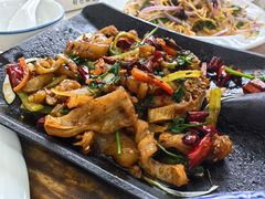 -老码头黑皮肘子锅包肉熏酱水饺(文政街店)