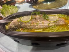 明炉鲜鱼-阿诺泰·泰国餐厅(紫荆店)