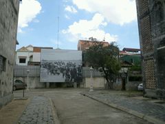 -吐斯廉屠杀博物馆