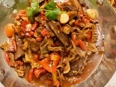 临川牛杂-堂瓦里·33年传统赣菜(第一街区店)