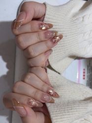 -瞧·享轻奢美甲美睫
