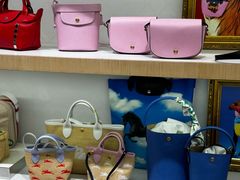 -Longchamp(佛罗伦萨小镇奥特莱斯店)