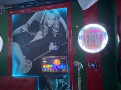 -UK派对KTV(日月广场店)