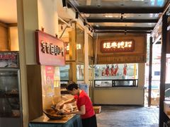 -湘力力小院·鱼汤泡饭(枫林路店)
