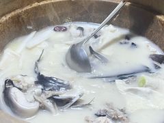 -鸯潭·云南原生态蒸汽石锅鱼(丽景蓝湾店)