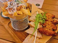 -Mark&Mars Restaurant