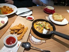 -必胜客(新中纬店)