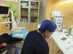 -上海仁爱医院口腔科 · 种植
