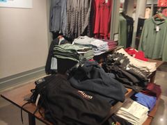-Hollister(天环广场店)