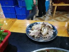 -佳荣老五生态牛肉馆