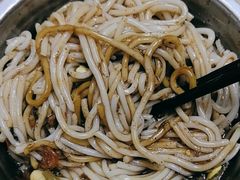 -灵山卢梅燕粉店