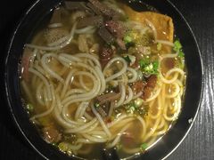 -花溪巷牛肉粉(泉城路店)