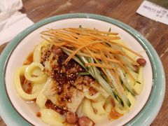 -清真·玛丽亚新疆菜主题餐厅(浙江中路店)