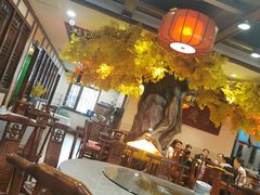 大堂-那家老院子东北菜·饺子·小鸡炖蘑菇(艳华街店)