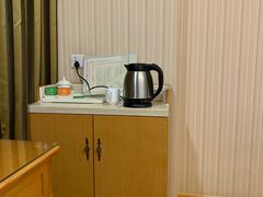 -维也纳酒店(成都春熙路李家沱地铁站店)