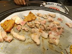 -龍歌自助小火锅(芝罘万达店)