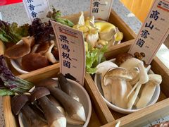 -阿婆情腊排骨火锅(金虹路店)