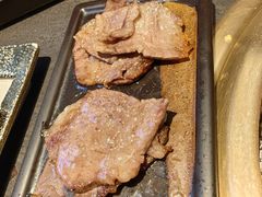 -铭牛烧肉·和牛海鲜自助(高新月牙湖店)