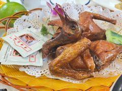 -津津名菜馆(绝没分店)