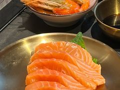 -铭牛烧肉·和牛海鲜自助(高新月牙湖店)