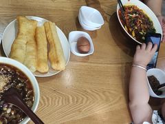 -三好食堂(煎饺·馄饨·肉饼米线·盛世广场店)