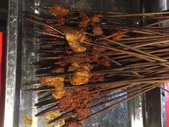 -钢管厂五区小郡肝串串香(奥克斯广场锦城万达店)