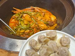 -山河屯铁锅炖·非遗东北菜(南山店)