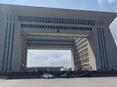 -霍尔果斯国门景区