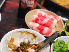 -四小区火锅·巷子里的重庆火锅(花照壁店)