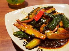 -亮亮面馆(经六路店)