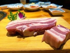 厚切五花肉-唯成•韩国炭火烤肉 유성고기