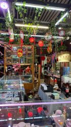 -灵彩珠宝(朗香街店)
