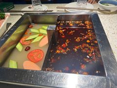 -二荆条·蜀鲜汇城市森林火锅