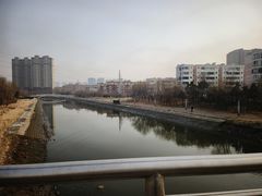 -东港市第二中学