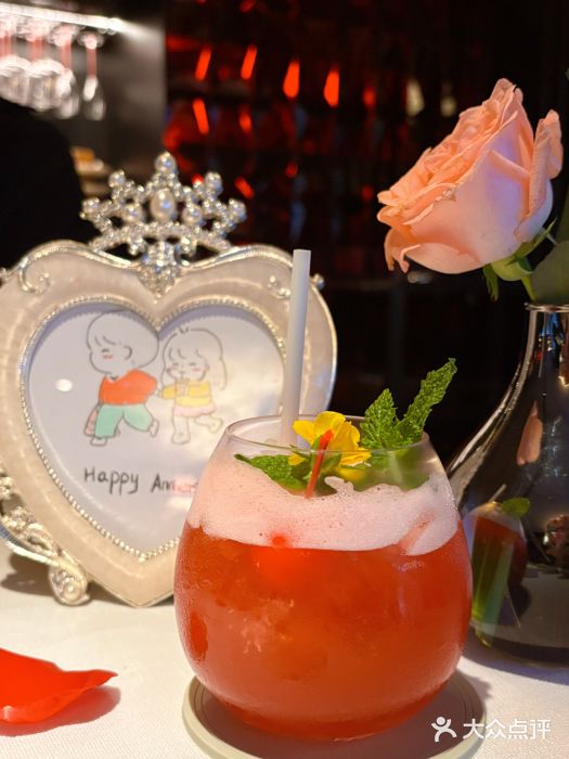 弦月窗LUNETTE BY AMANDA(复兴路店)图片