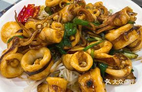 Sautéed Squid Tubes in Sauce