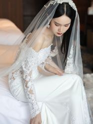 点击看大图 -Renee芮亦婚纱