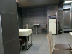 -华莱士·全鸡汉堡(四道街店)