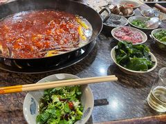 -星鸿社重庆老火锅(燃灯寺分店)